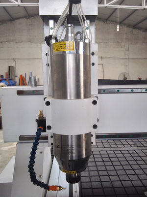 380V ER25 ชิ้นส่วนเครื่องจักร CNC 6.5kw แกนหมุนระบายความร้อนด้วยไม้ CNC