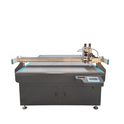 เครื่องตัดมีดสั่น Cnc สำหรับการตัดพรมรถยนต์ 1625 ขนาดการทำงาน